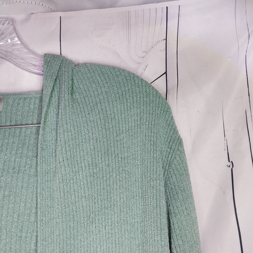 Barefoot Dreams Cozy Ultra Lite Hooded Cardigan - Picture 5 of 10